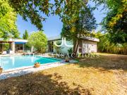 Maison 8 pièces 273 m²