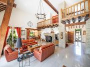 Maison 8 pièces 274 m²