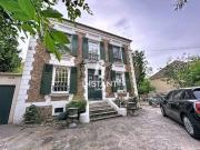 Maison 8 pièces 275 m²