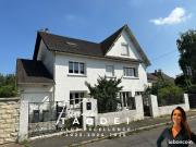 Maison 8 pièces 275 m²