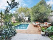 Maison 8 pièces 279 m²