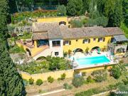 Maison 8 pièces 280 m²
