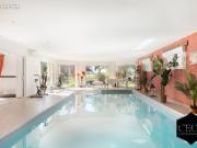 Maison 8 pièces 280 m²