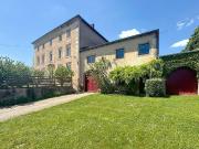 Maison 8 pièces 282 m² Maison 8 pièces 282 m²