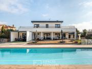 Maison 8 pièces 286 m²