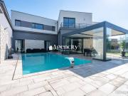 Maison 8 pièces 287 m²