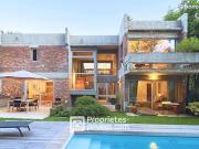 Maison 8 pièces 296 m²