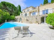 Maison 8 pièces 297 m²