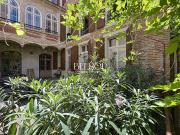 Maison 8 pièces 300 m²