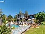 Maison 8 pièces 300 m²