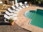 Maison 8 pièces 300 m²