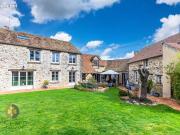 Maison 8 pièces 300 m²