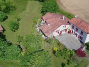 Maison 8 pièces 300 m²