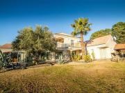 Maison 8 pièces 300 m²