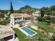 Maison 8 pièces 300 m²