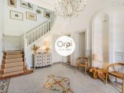 Maison 8 pièces 300 m²
