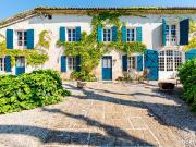 Maison 8 pièces 300 m²