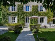 Maison 8 pièces 300 m²