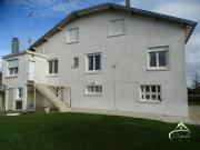 Maison 8 pièces 302 m²