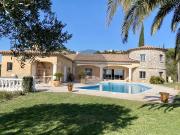 Maison 8 pièces 304 m²