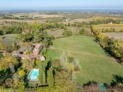 Maison 8 pièces 305 m²