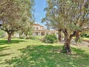 Maison 8 pièces 310 m²