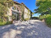 Maison 8 pièces 312 m²