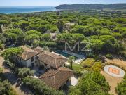 Maison 8 pièces 320 m²