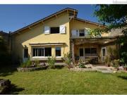 Maison 8 pièces 321 m²