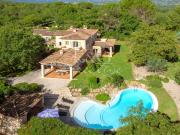 Maison 8 pièces 327 m²