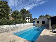 Maison 8 pièces 329 m²