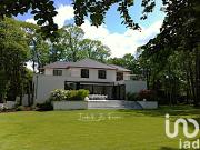 Maison 8 pièces 330 m²