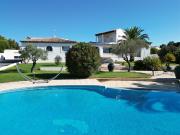 Maison 8 pièces 334 m²