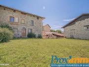 Maison 8 pièces 334 m²
