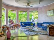 Maison 8 pièces 335 m²