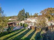 Maison 8 pièces 340 m² Maison 8 pièces 340 m²