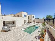 Maison 8 pièces 346 m²