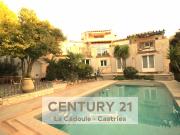 Maison 8 pièces 350 m²