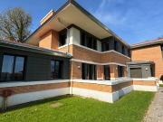 Maison 8 pièces 353 m²