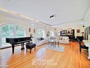 Maison 8 pièces 356 m²