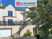 Maison 8 pièces 366 m²