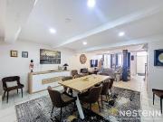 Maison 8 pièces 366 m²