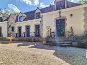 Maison 8 pièces 370 m²