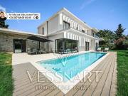 Maison 8 pièces 400 m²