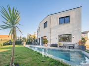 Maison 8 pièces 410 m²