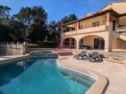 Maison 8 pièces 440 m²