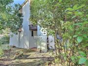 Maison en bord de mer avec jardin