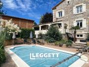 Maison 9 pièces 196 m² Maison 9 pièces 196 m²