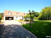 Maison 9 pièces 234 m²