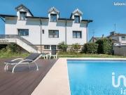 Maison 9 pièces 330 m²